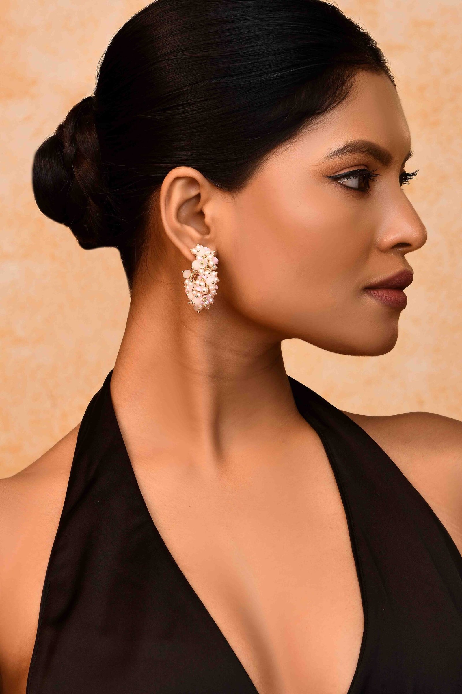 UNIHLC Blush Pearl Bloom Hoops - Image 3