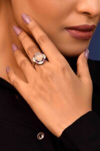 UNIHLC Blush Radiance Ring