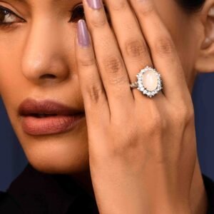 UNIHLC Moonlight Crown Ring