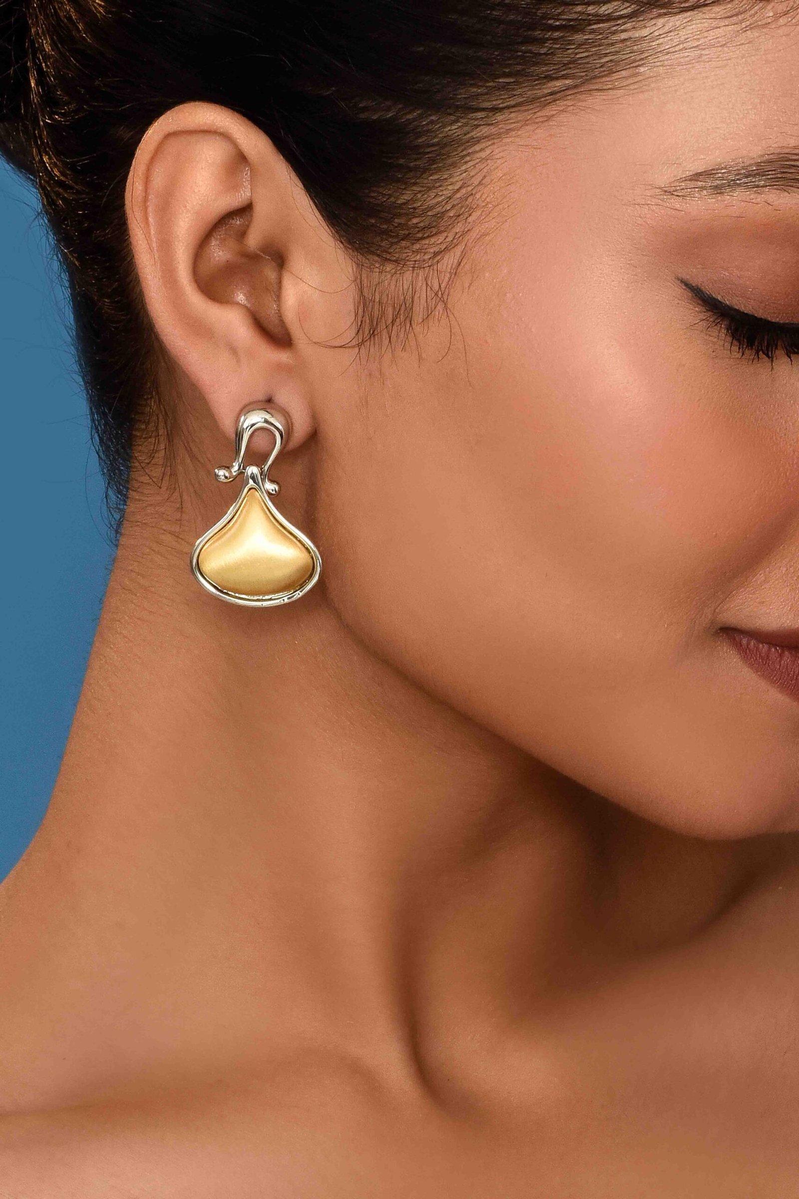 UNIHLC Dual-Tone Drop Earrings - Image 2