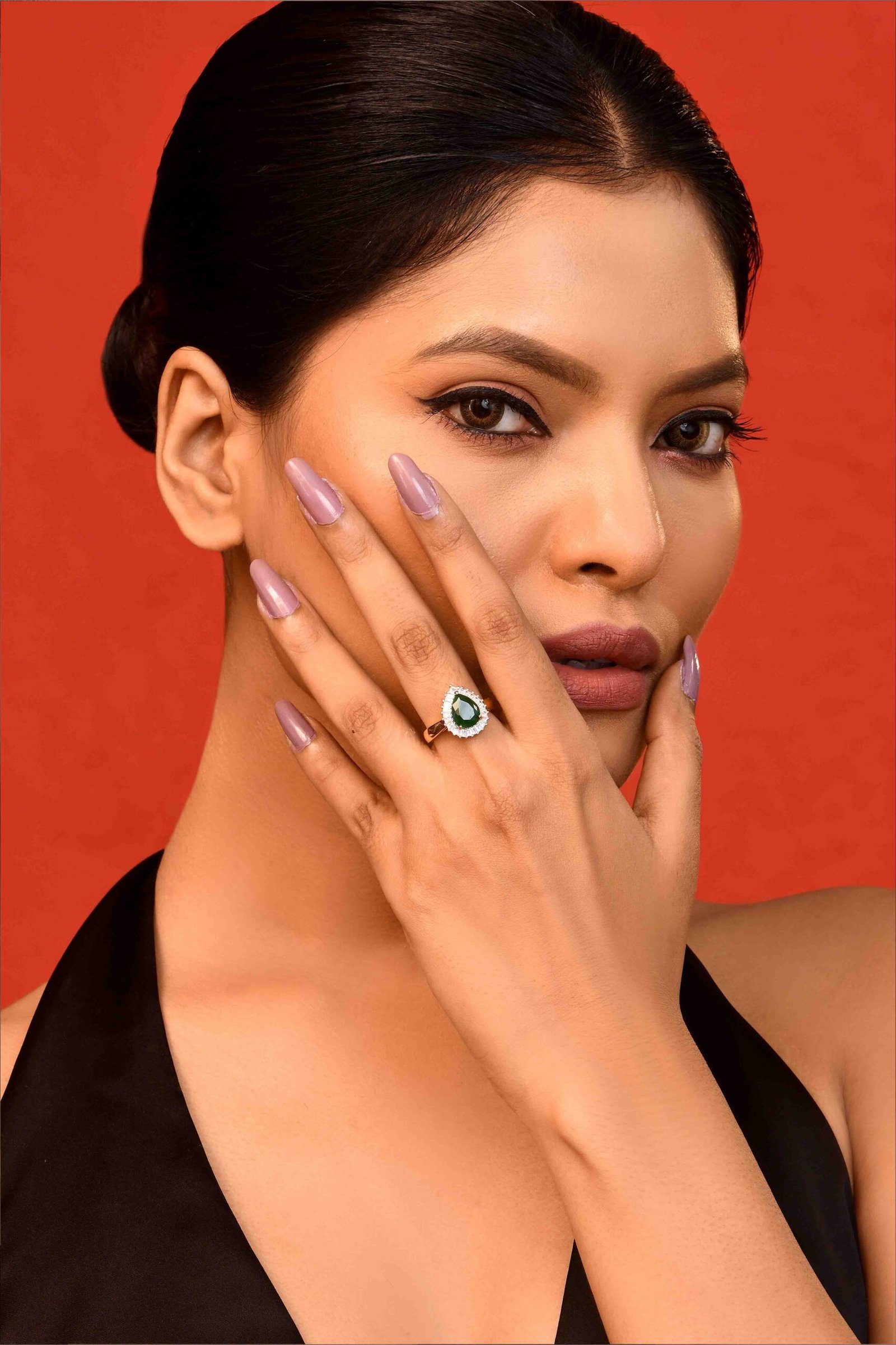 UNIHLC Regal Drop Ring - Image 3
