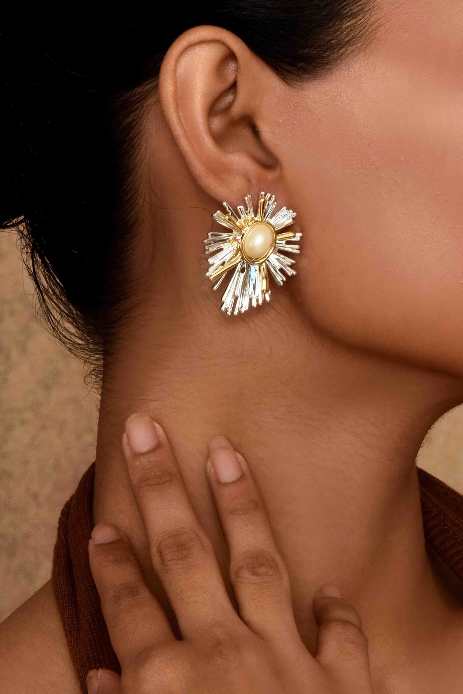 UNIHLC Radiant Pearl Studs - Image 2
