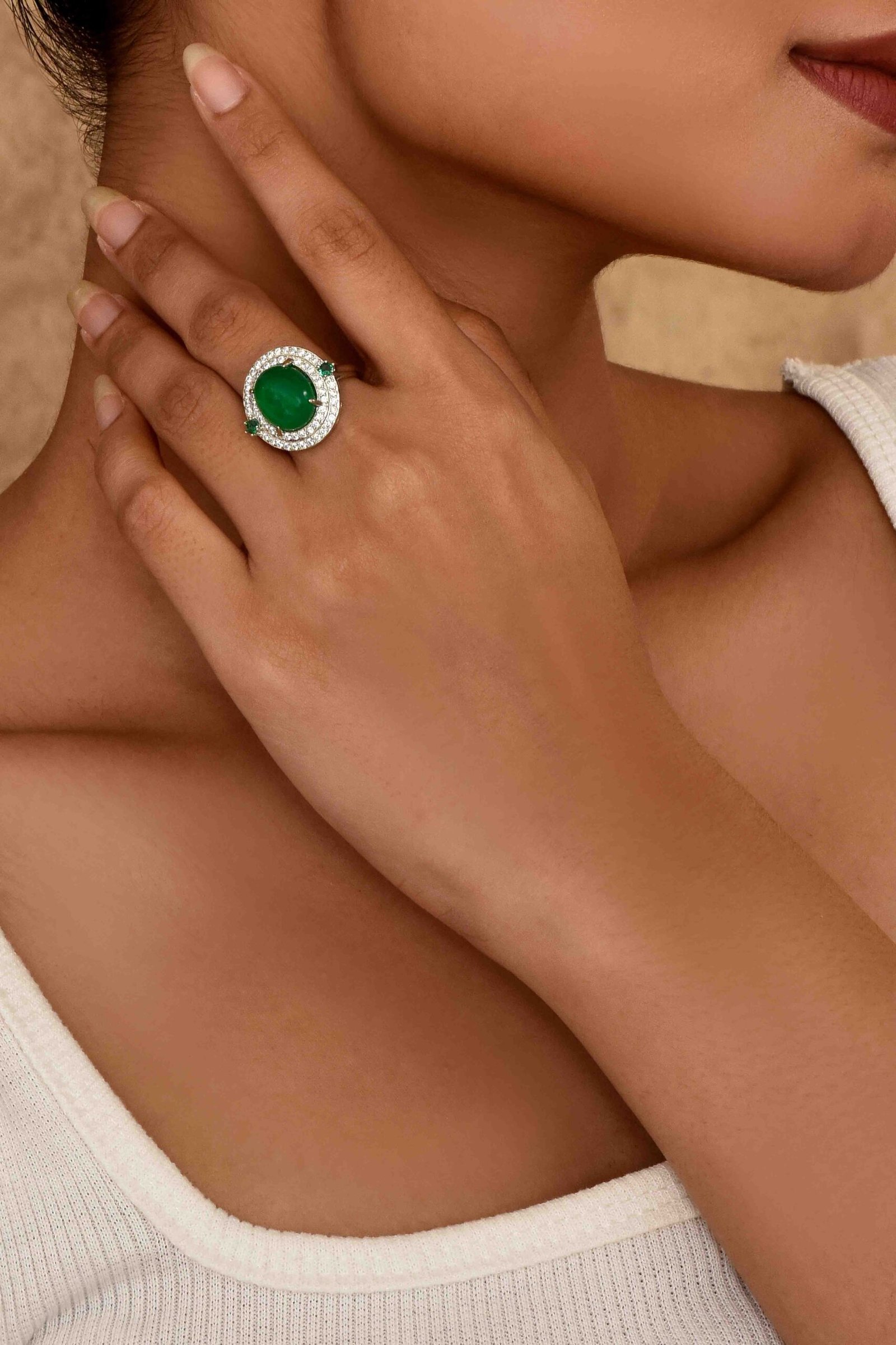 UNIHLC Enchanted Emerald Ring - Image 2