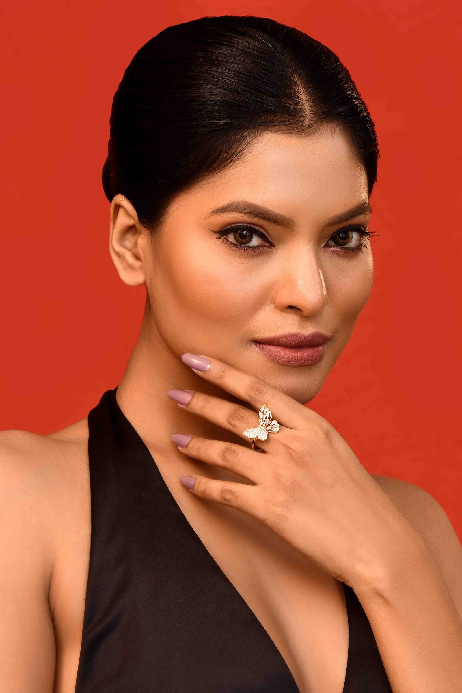 UNIHLC Gold Butterfly Ring - Image 3