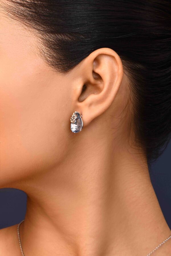 3_569b53db-799c-4888-a60d-be56511dcb12