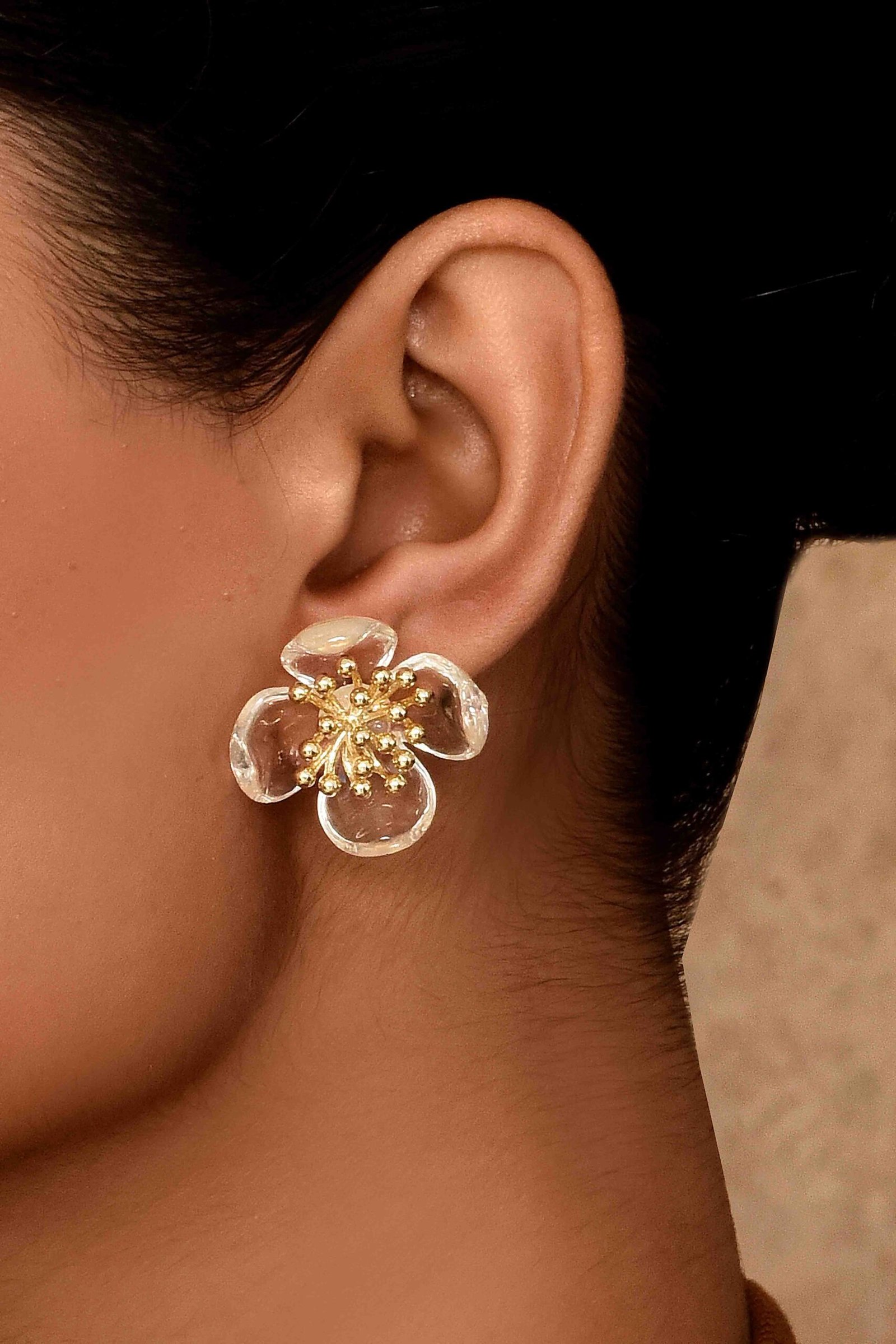 UNIHLC Clear Floral Bloom Studs