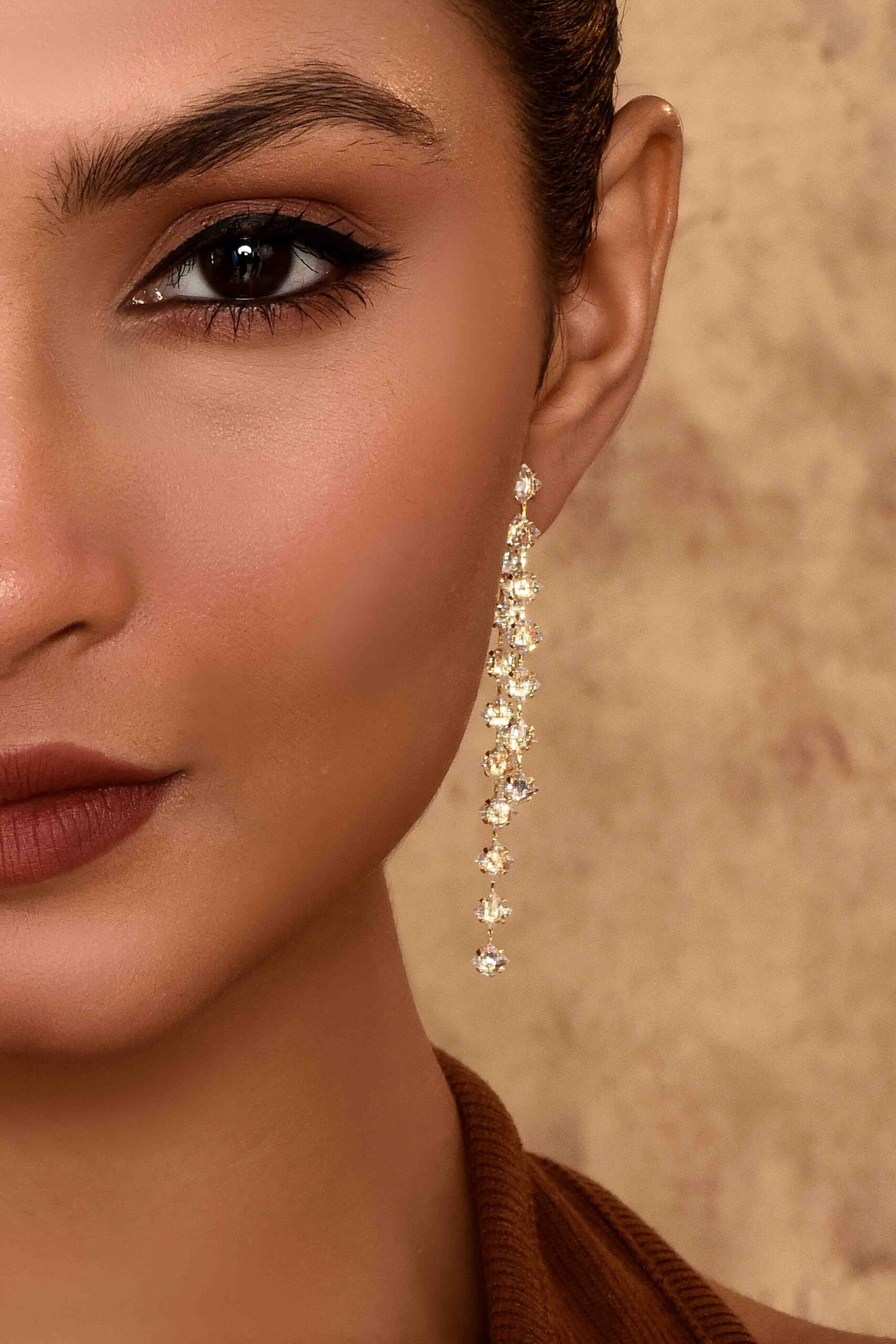 UNIHLC Luxe Chain Drop Earrings - Image 2