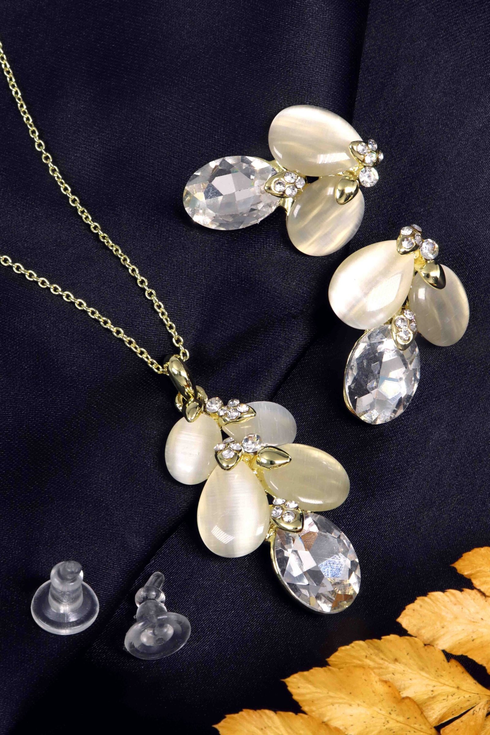 UNIHLC Pearl Leaf Drop Set - Image 4