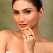 4_3b9e36b4-fe4d-4abc-86f5-3a551ff5fe3b