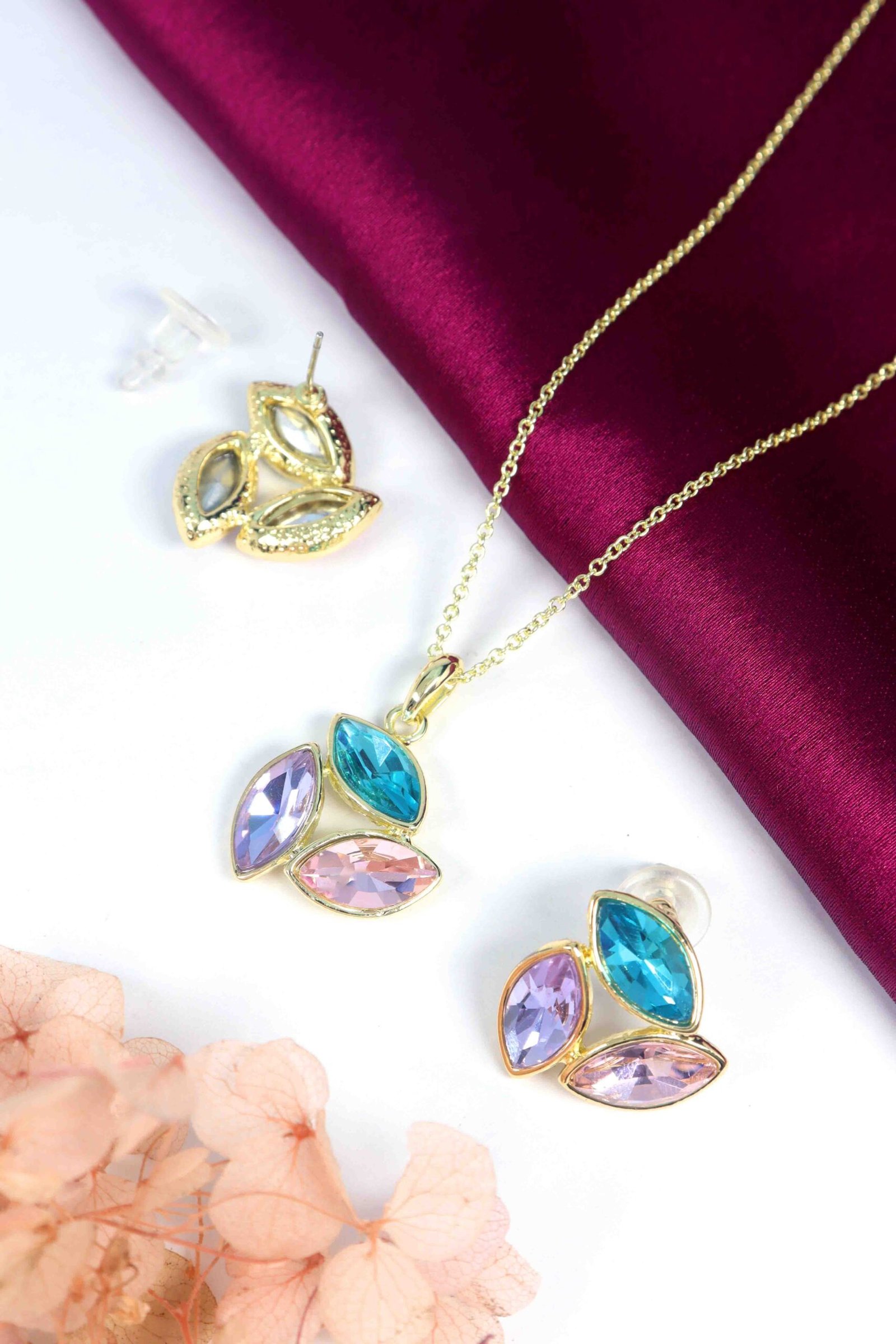 UNIHLC Pastel Trio Pendant Set - Image 4