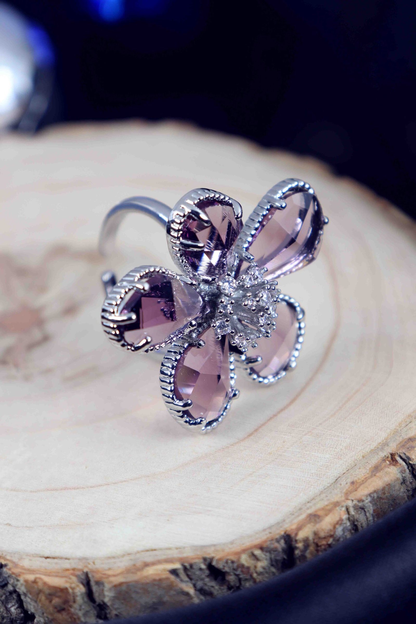 UNIHLC Lavender Bloom Ring - Image 4