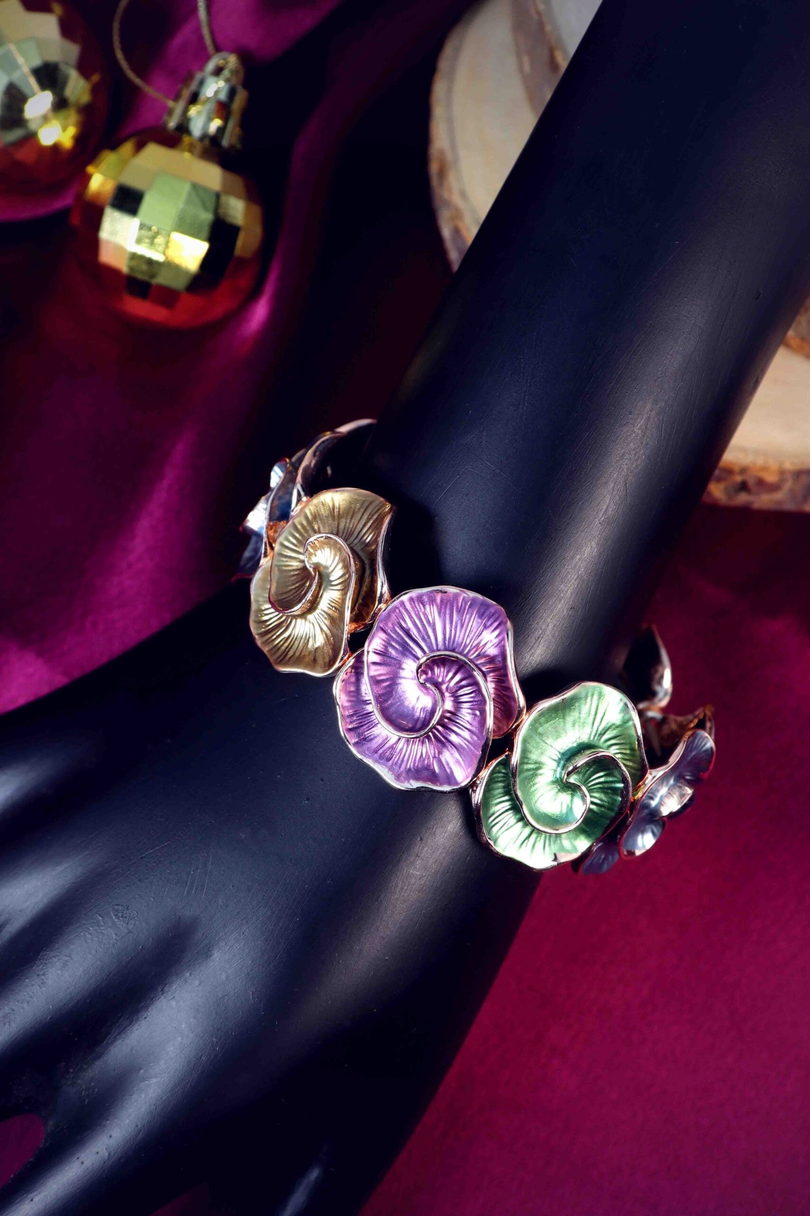 UNIHLC Garden Bloom Bangle - Image 4