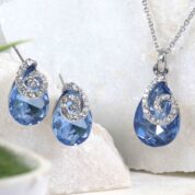 4_aa9e8399-5cc7-4323-a321-908d0b07426d