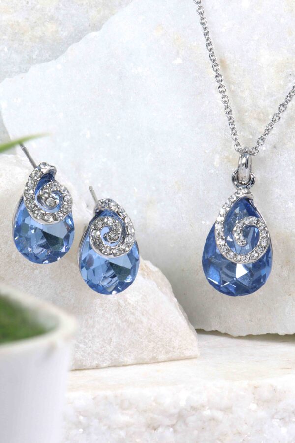 4_aa9e8399-5cc7-4323-a321-908d0b07426d