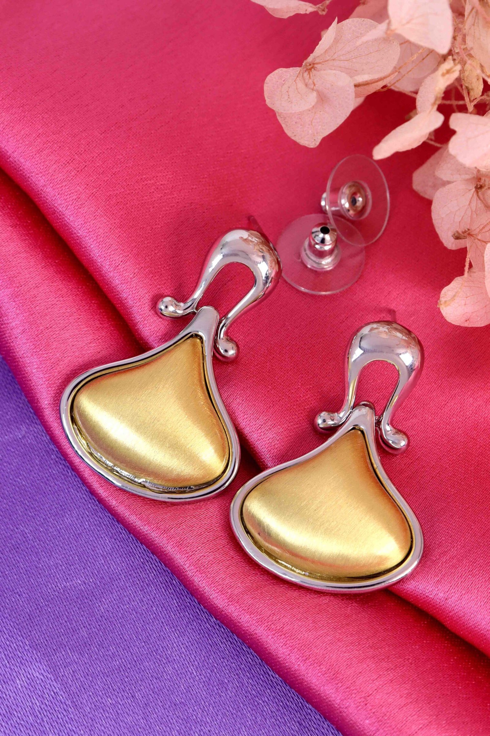 UNIHLC Dual-Tone Drop Earrings - Image 4