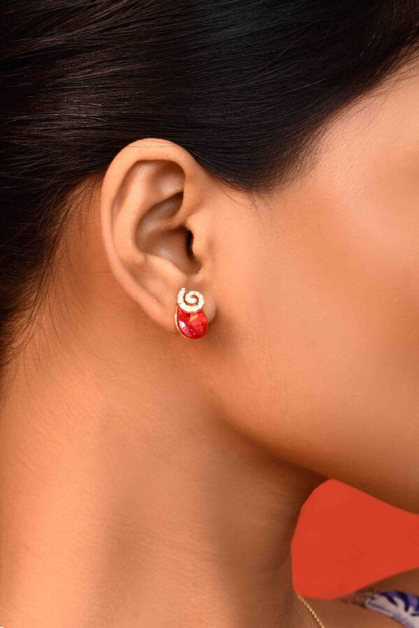 4_cfee0111-5c26-446d-92f2-907d614f3949