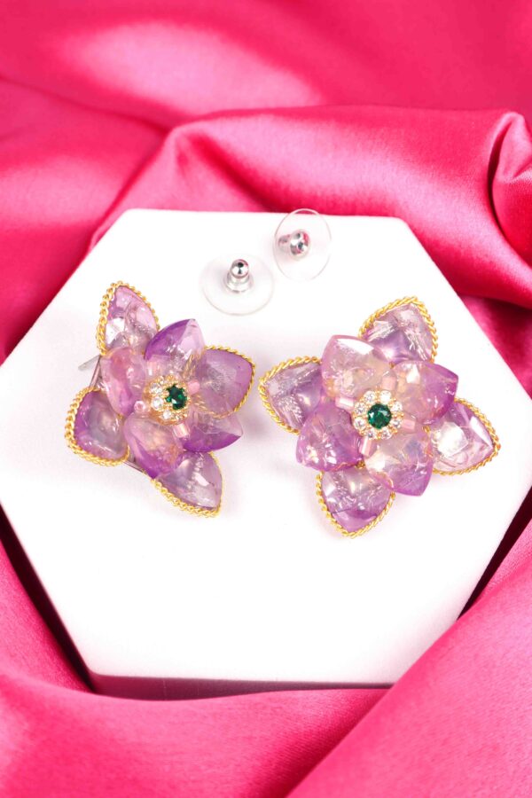 4_d15ed17e-8c4c-4178-a74a-2169089df5cc