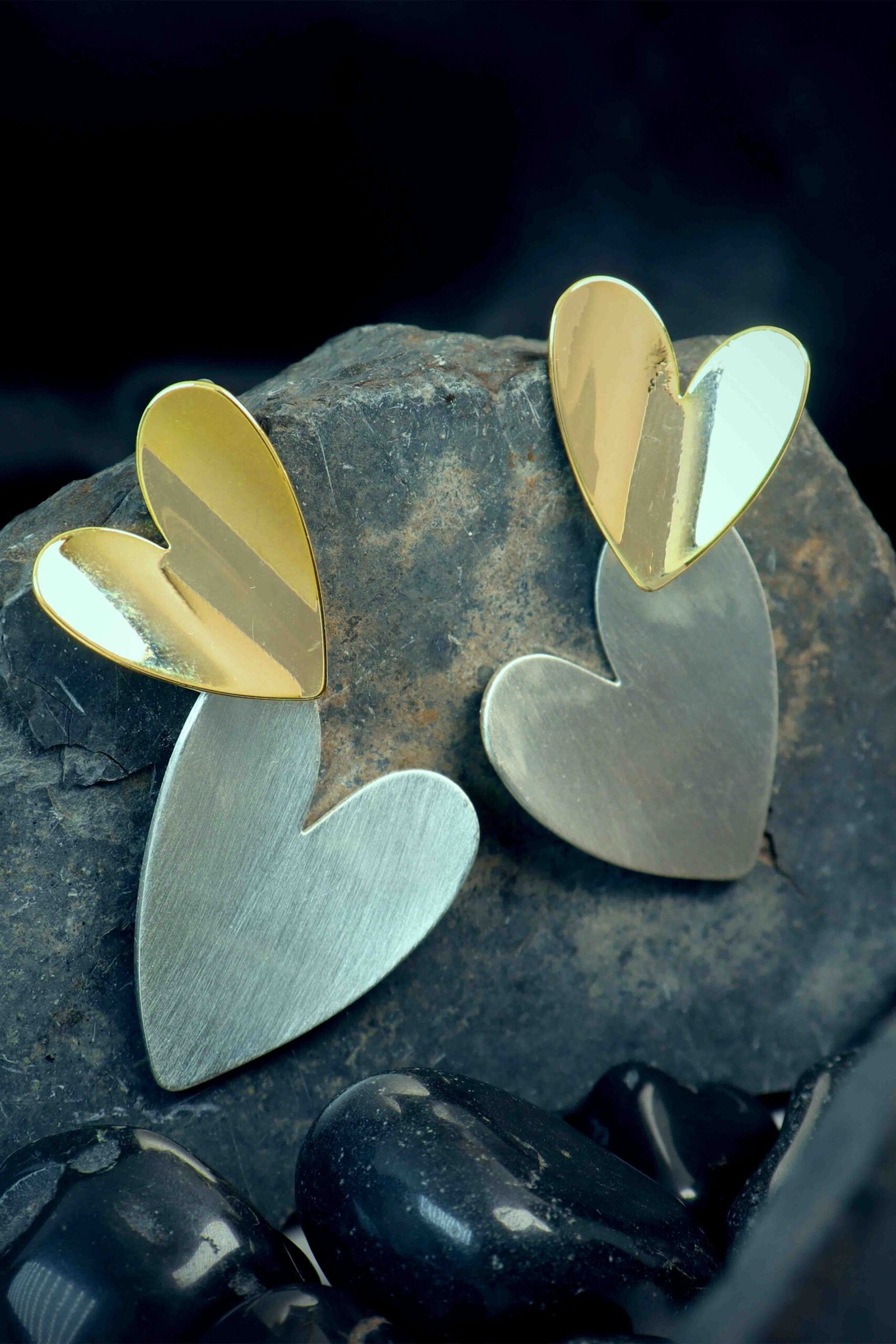 UNIHLC Twin Heart Earrings - Image 4