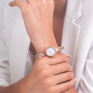 UNIHLC Crown Crystal Watch
