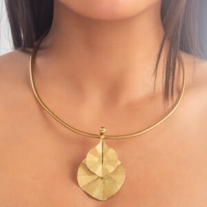 UNIHLC Twin Leaf Neckpiece