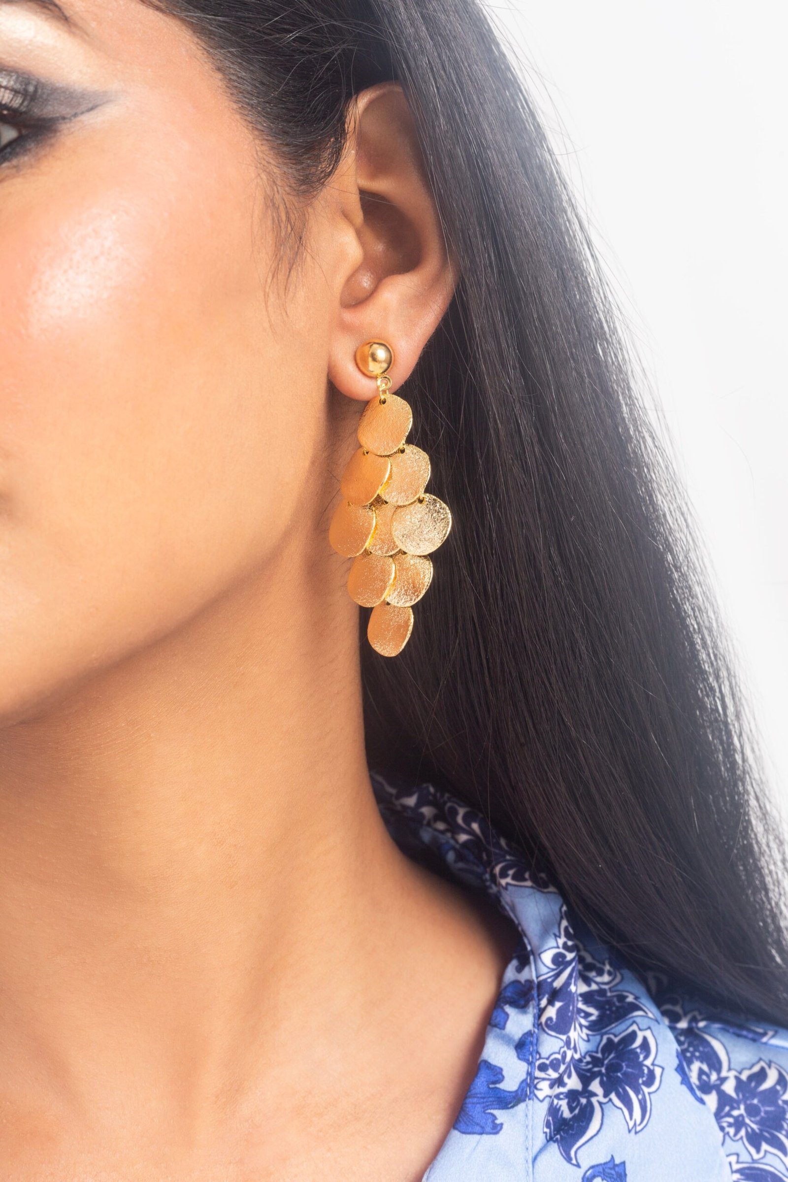UNIHLC Golden Coin Drape Earrings