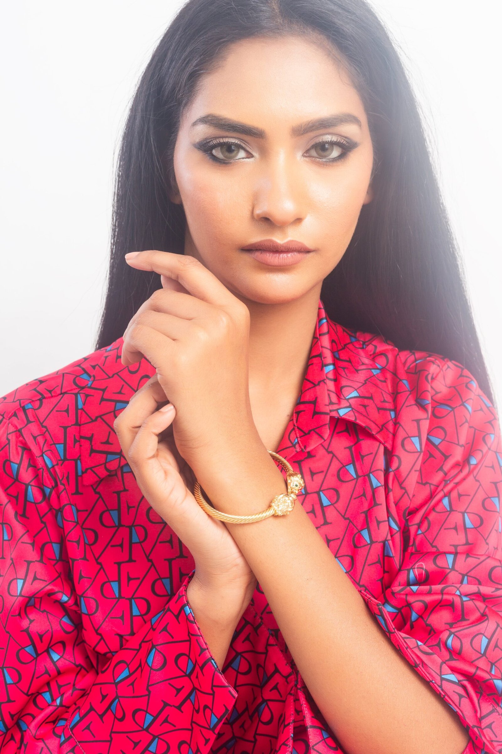 UNIHLC Golden Roaring Bracelet - Image 4