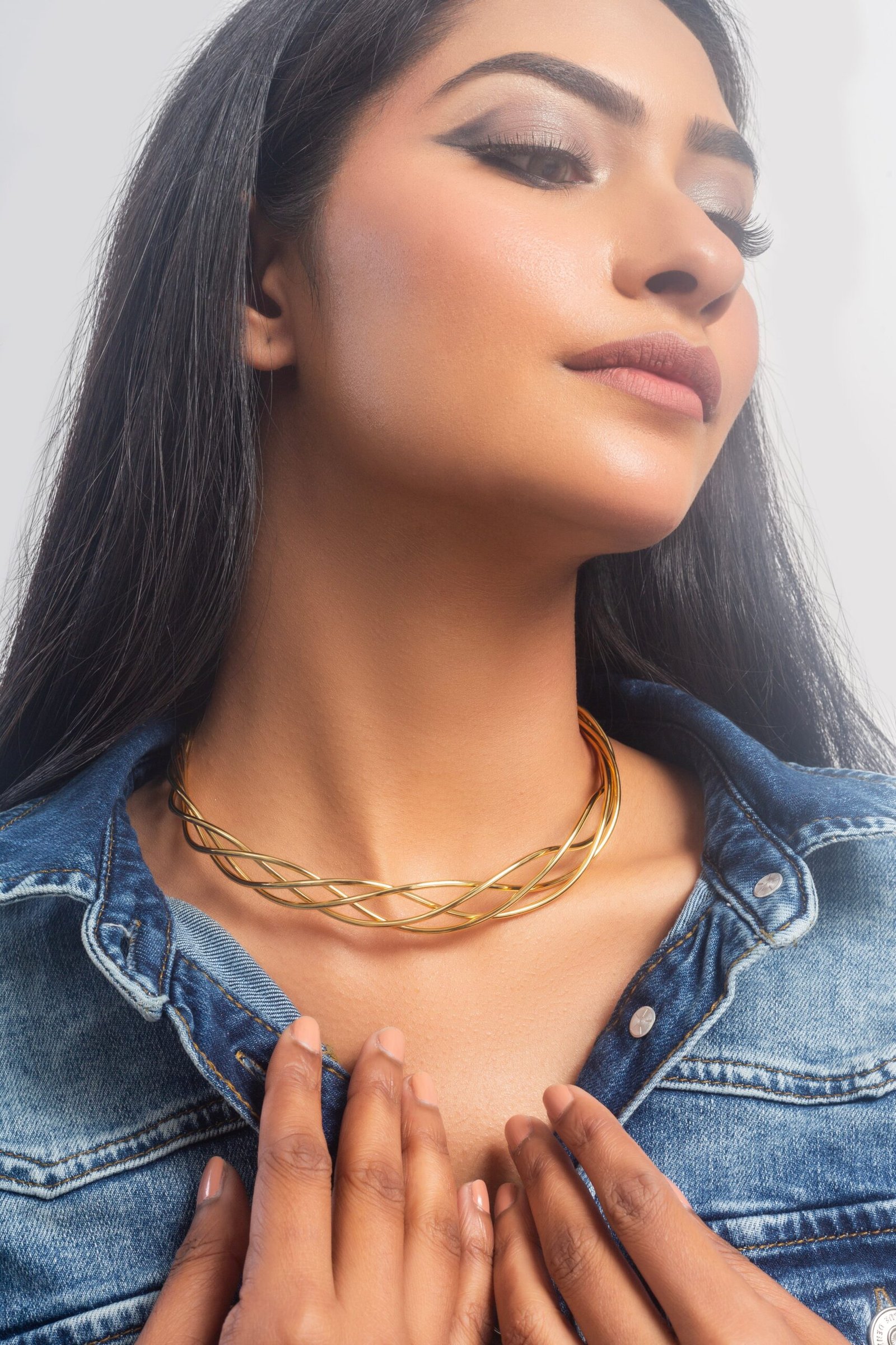 UNIHLC Twisted Choker - Image 2