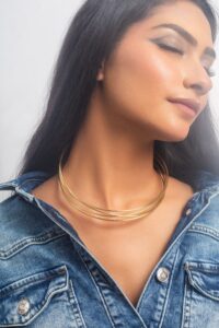 UNIHLC Golden Twist Moon Curves