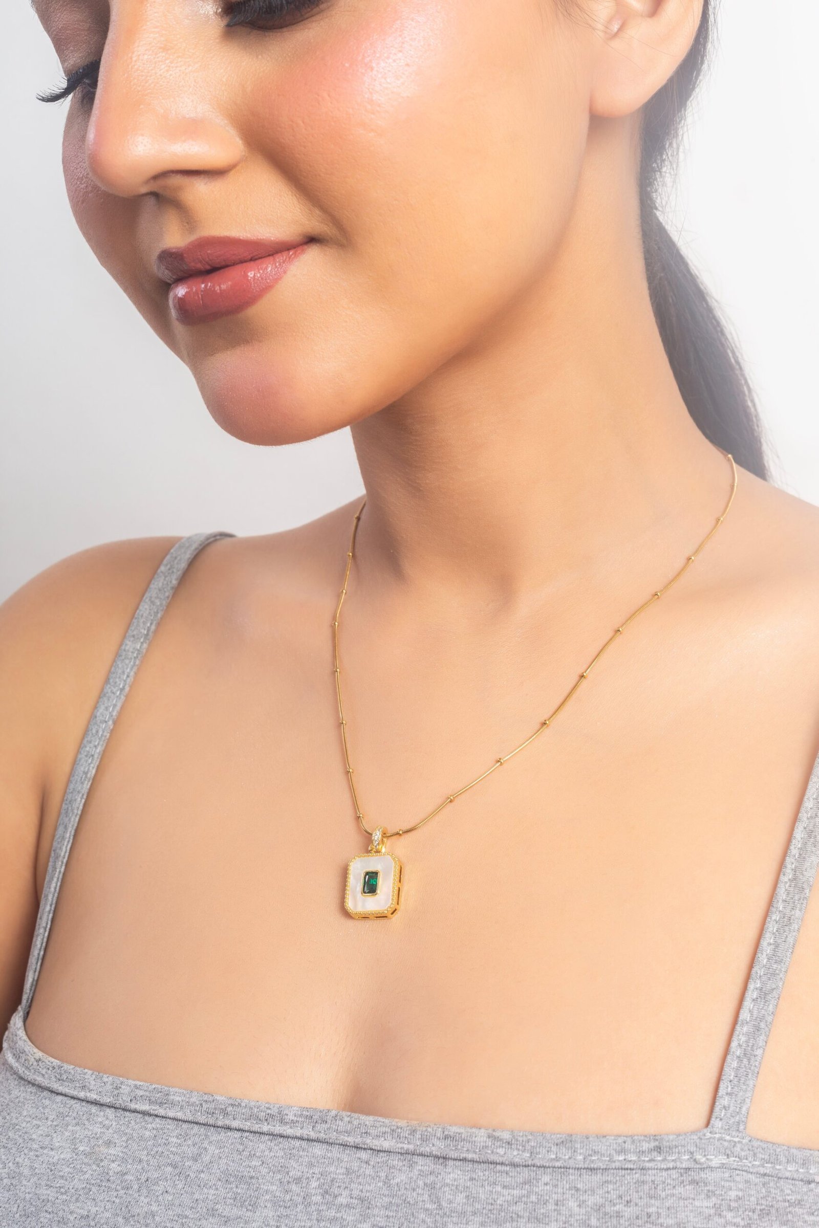 UNIHLC Green Stone Luxe Chain - Image 2
