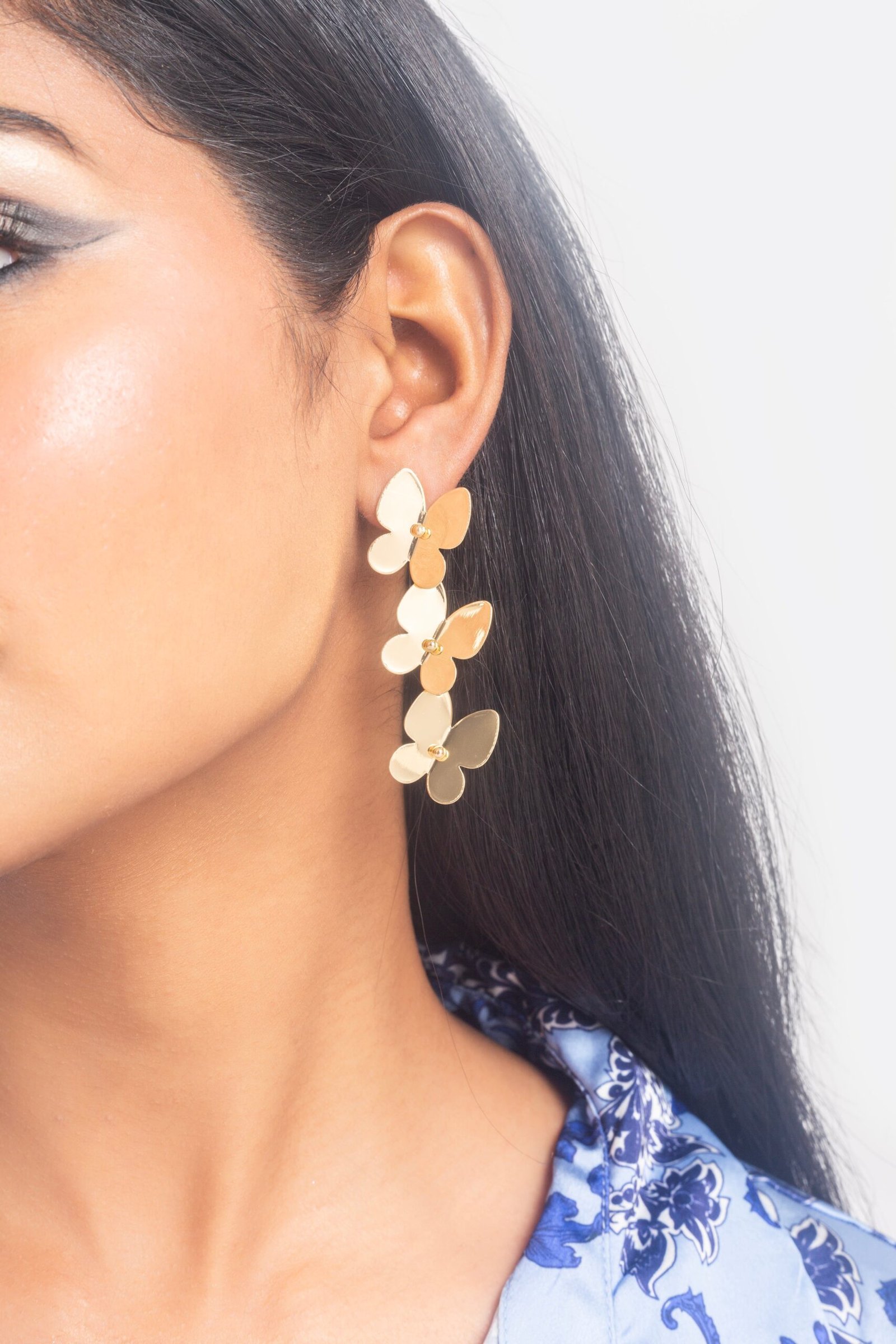 UNIHLC Golden Feather Trail Earrings - Image 3