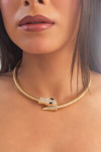 UNIHLC Snake Curve Neckpiece