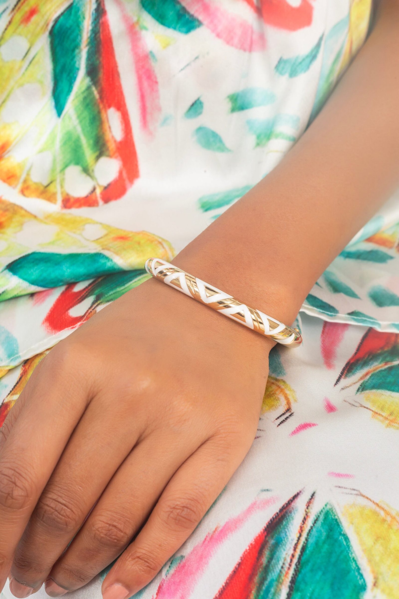 UNIHLC White Gold lvy Bracelet