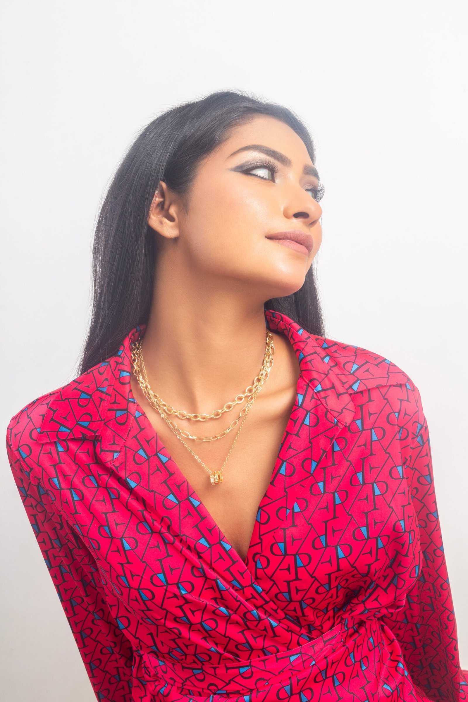 UNIHLC Three Layer Layer Bloom Necklace - Image 2