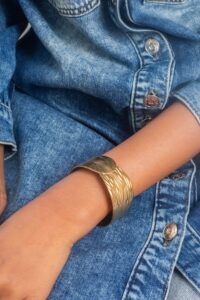 UNIHLC Golden Plated Cuff Bracelet