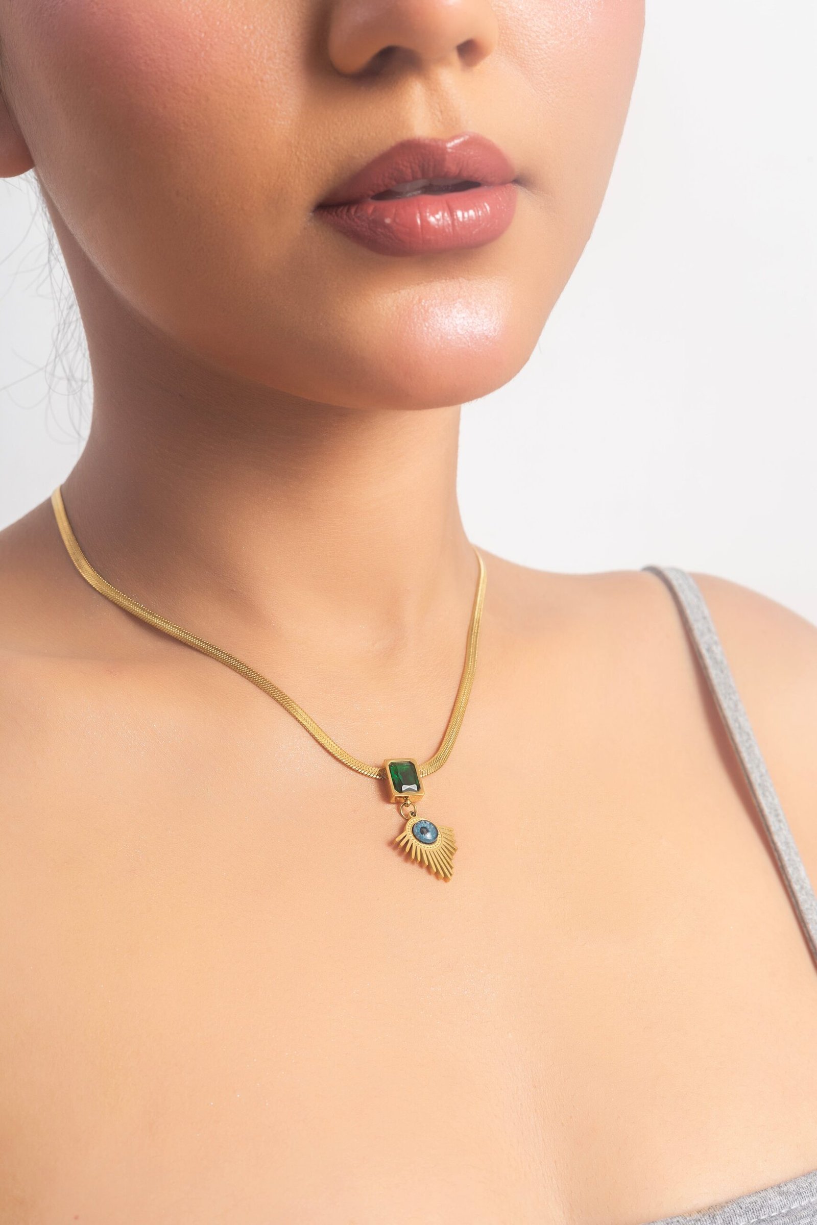 UNIHLC Green Evil Eye Necklece - Image 4