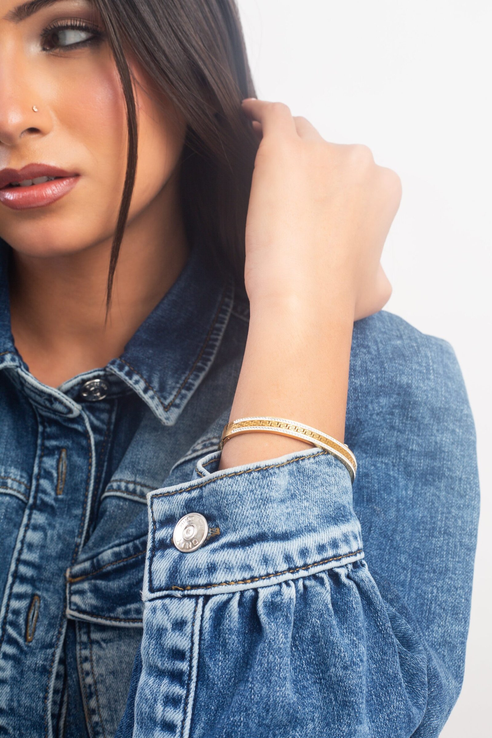 UNIHLC Golden Maze Bracelet - Image 3