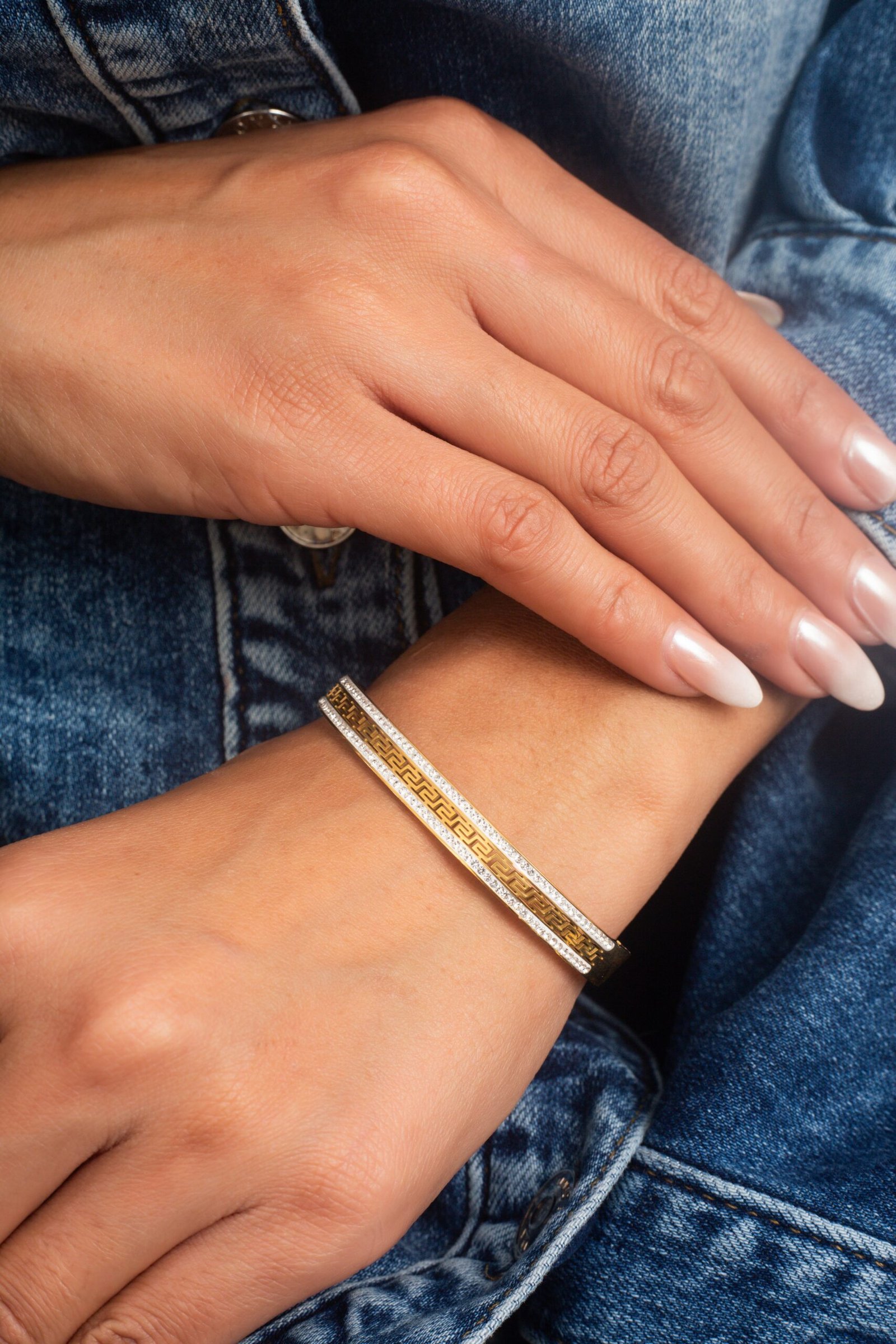 UNIHLC Golden Maze Bracelet