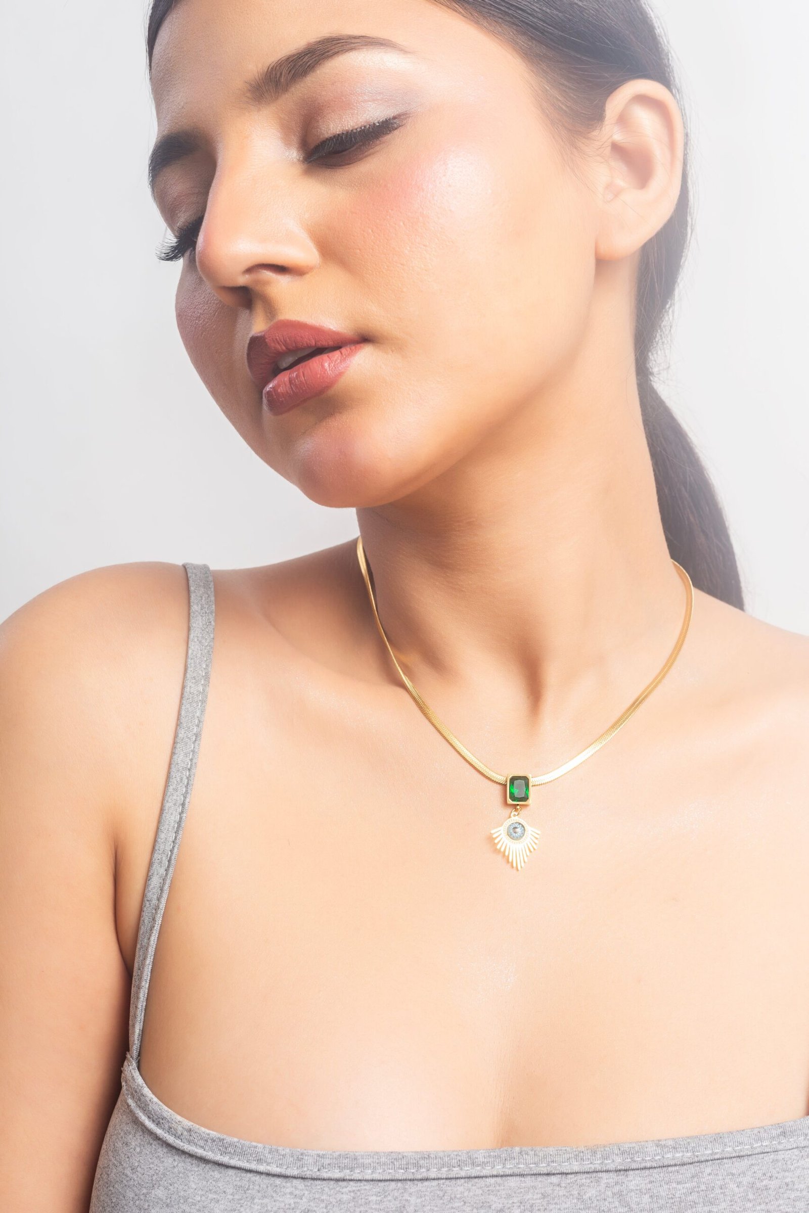 UNIHLC Green Evil Eye Necklece - Image 2