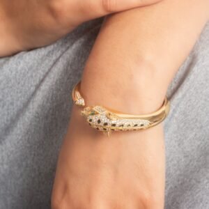 UNIHLC Golden Leopard Face Cuff