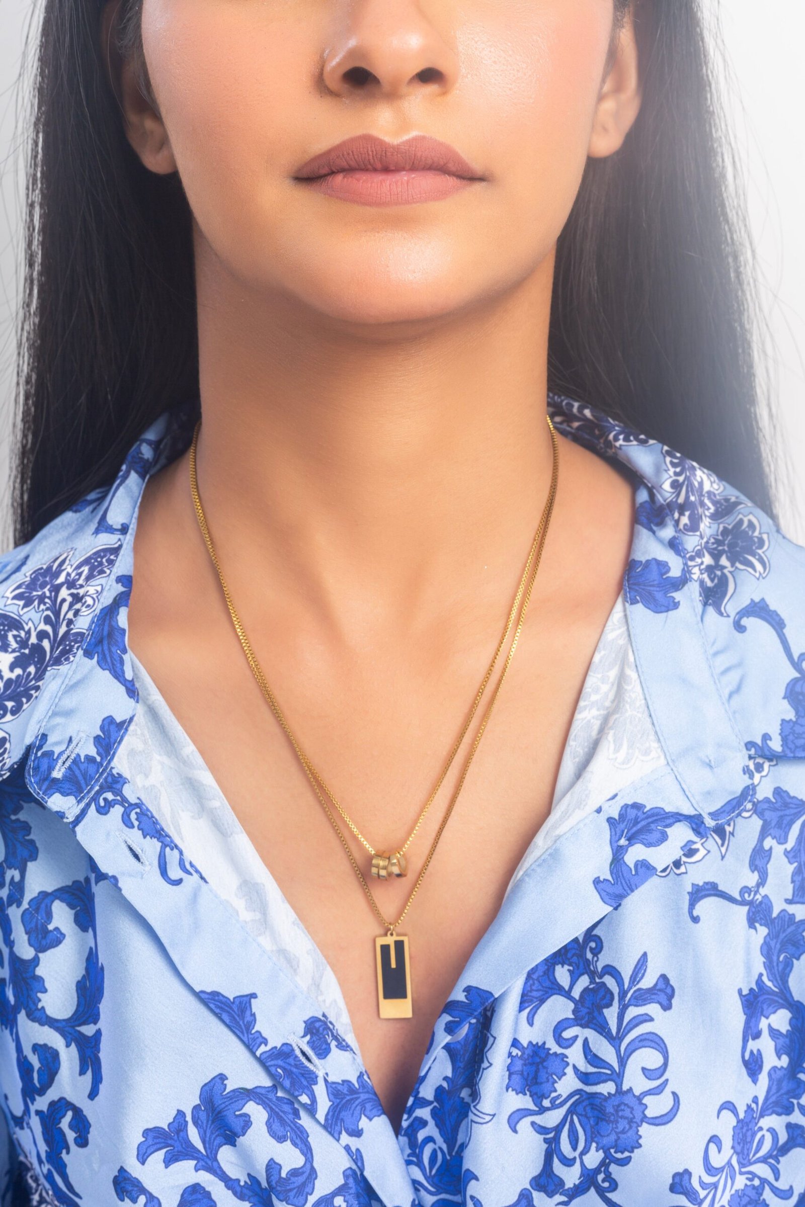 UNIHLC Double Layer Golden Neckpiece