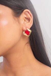 UNIHLC Ruby Square Studs