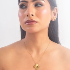 UNIHLC Petal Glow Pendant