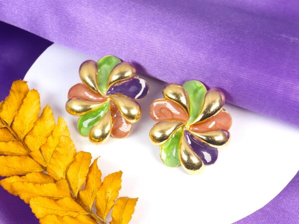 Iflo3mportedPhoto.766923140.01601